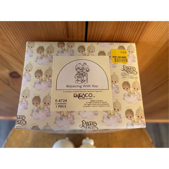 Precious Moments Figurine Rejoicing With You (8420) - Picture 7 of 7